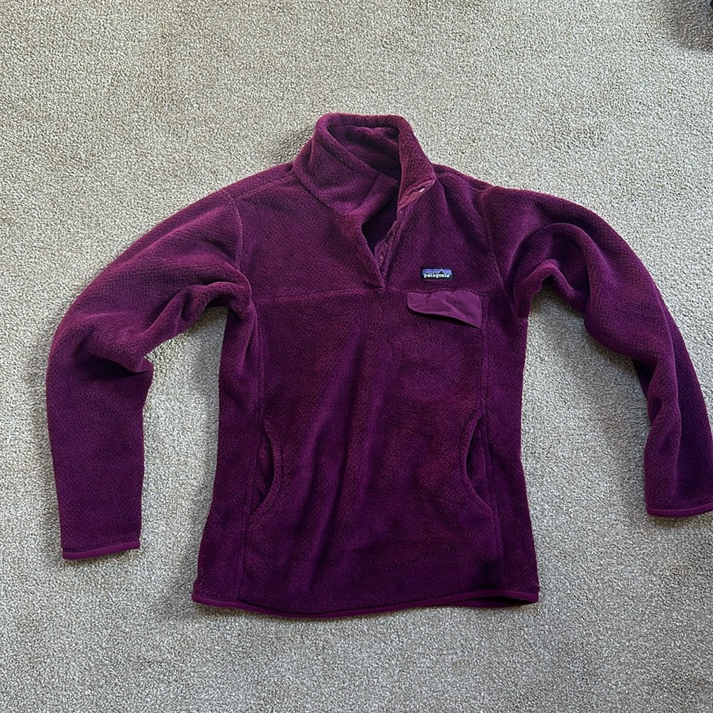 Women’s Patagonia purple jacket size medium